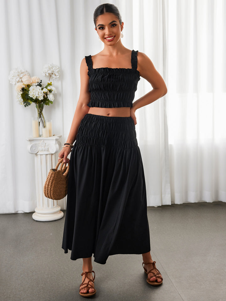 AINELA Crop Top & High-Waisted Pleated Oversized Skirt