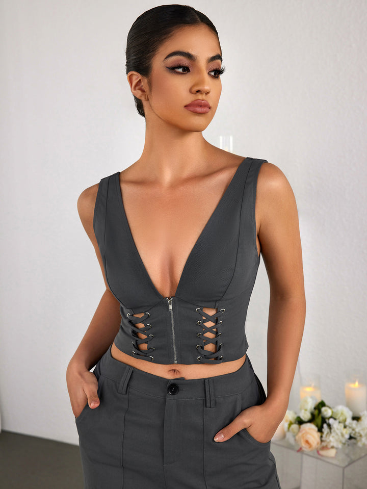 AINVAL Sexy Cut-out Solid Color Cinched Waist Crop Top