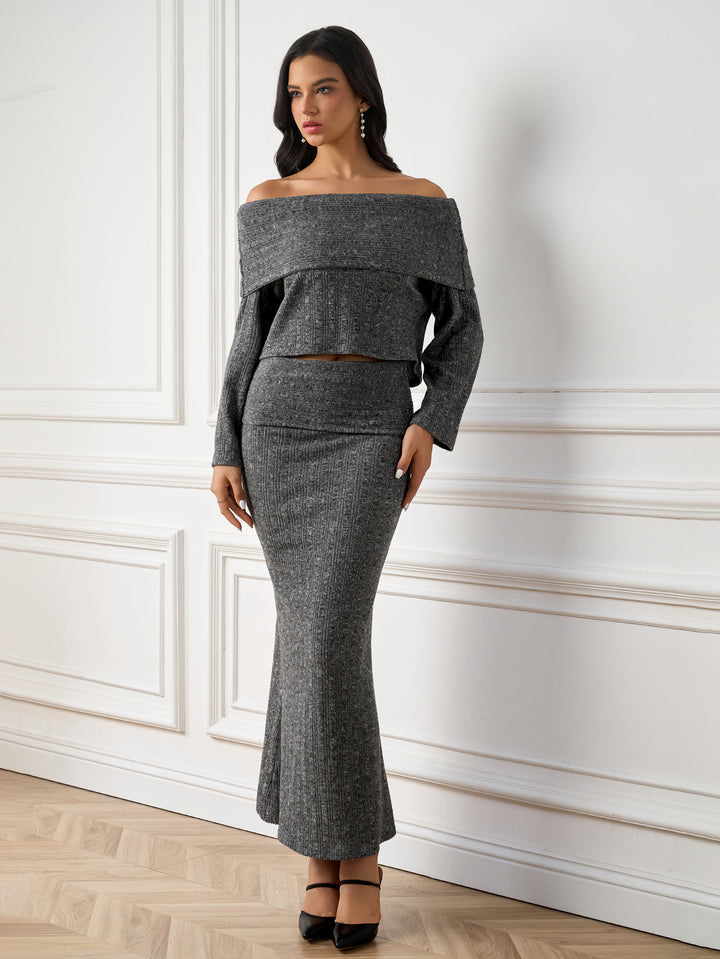 ANALEE Elegant Off-Shoulder Solid Long-Sleeve Ruched Bodycon Maxi Dress