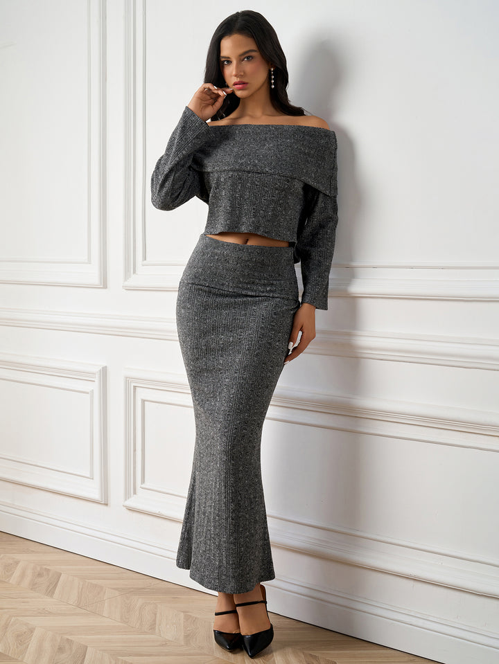 ANALEE Elegant Off-Shoulder Solid Long-Sleeve Ruched Bodycon Maxi Dress