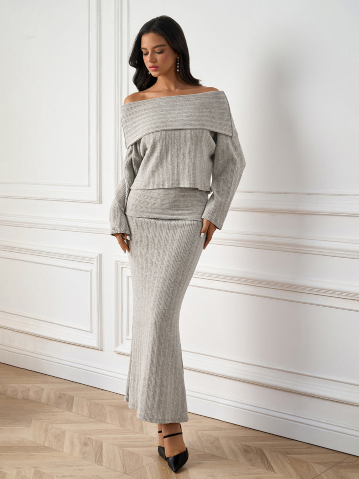 ANALEE Elegant Off-Shoulder Solid Long-Sleeve Ruched Bodycon Maxi Dress