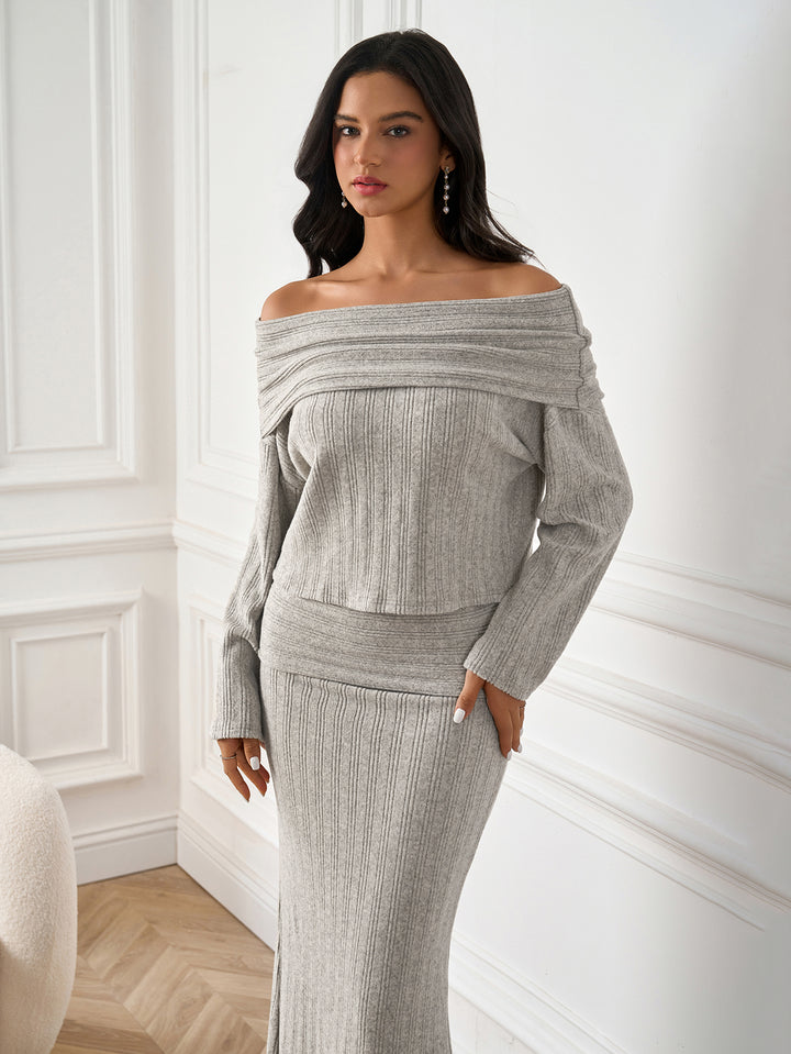 ANALEE Elegant Off-Shoulder Solid Long-Sleeve Ruched Bodycon Maxi Dress