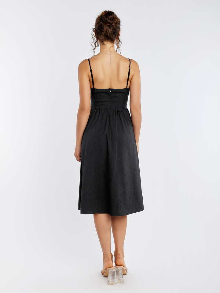 VEELIA Keyhole Midi Dress