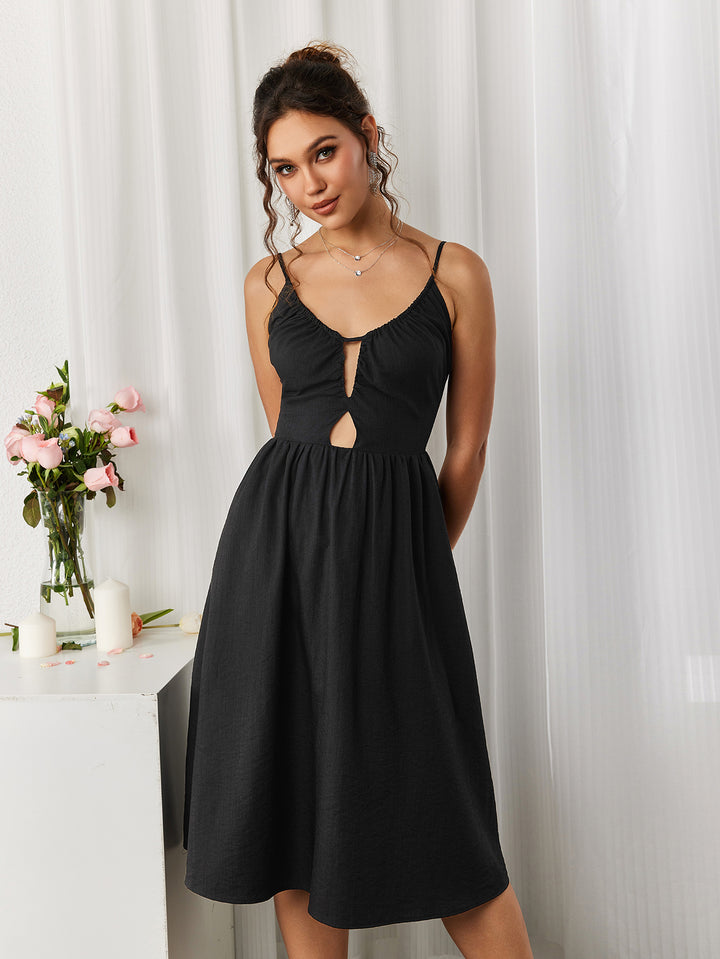 VEELIA Keyhole Midi Dress